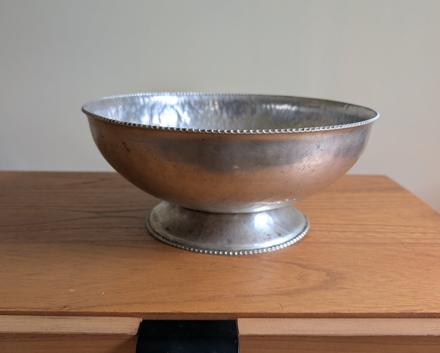 Hammered Aluminum Pedestal Bowl