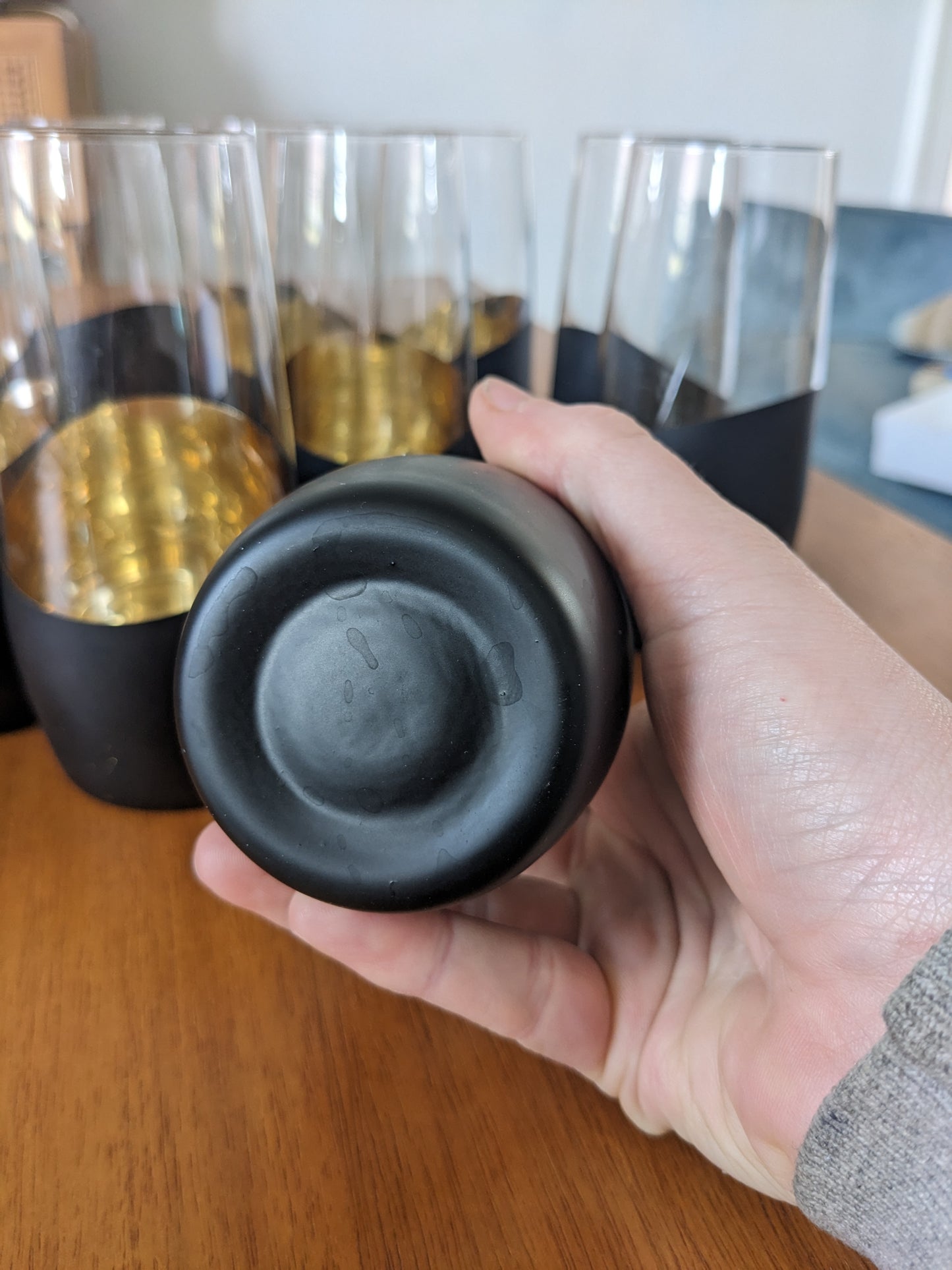 10 Stemless Black and Gold Champagne Flutes