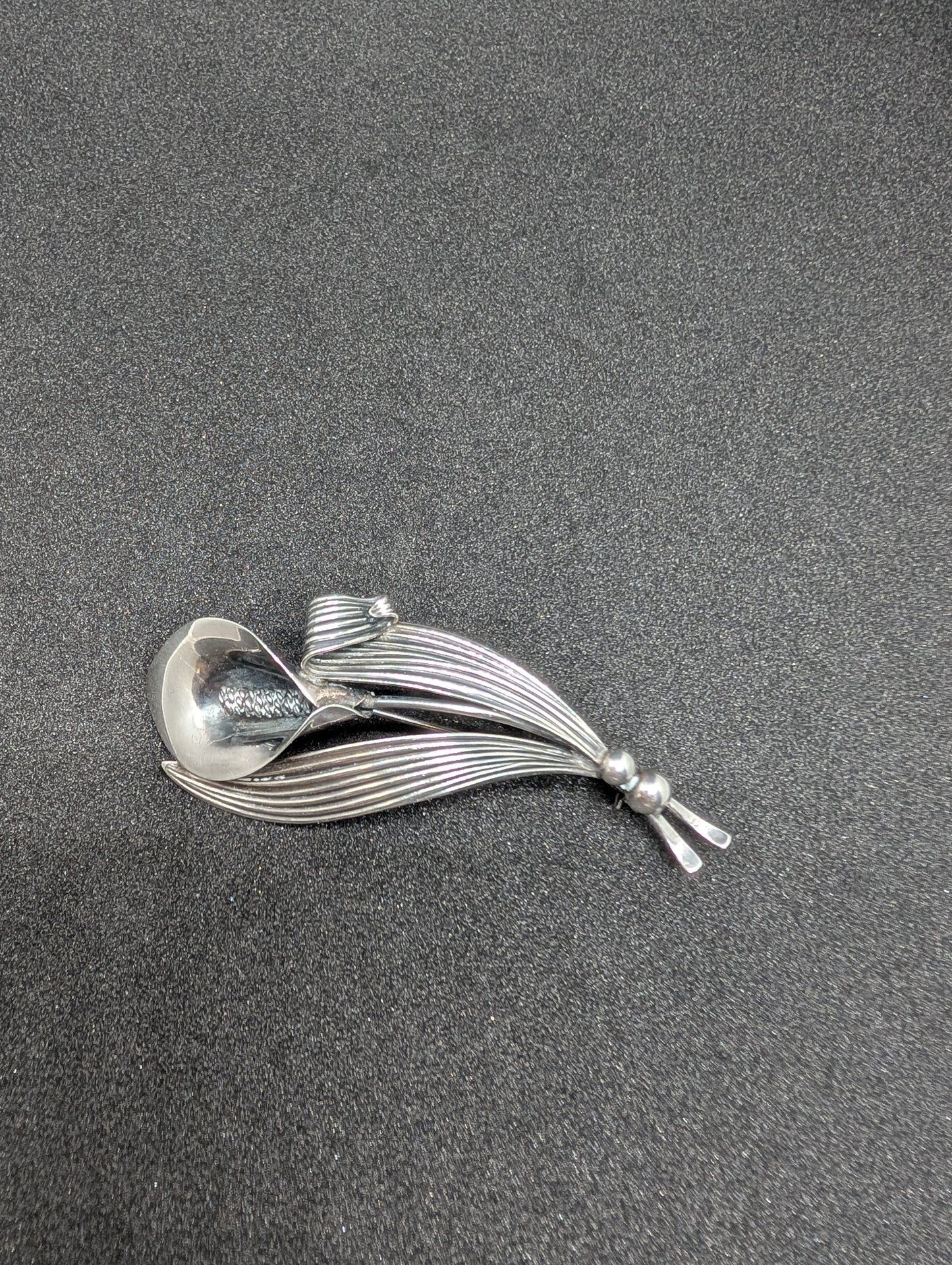 Sterling Calla Lily Pin Brooch