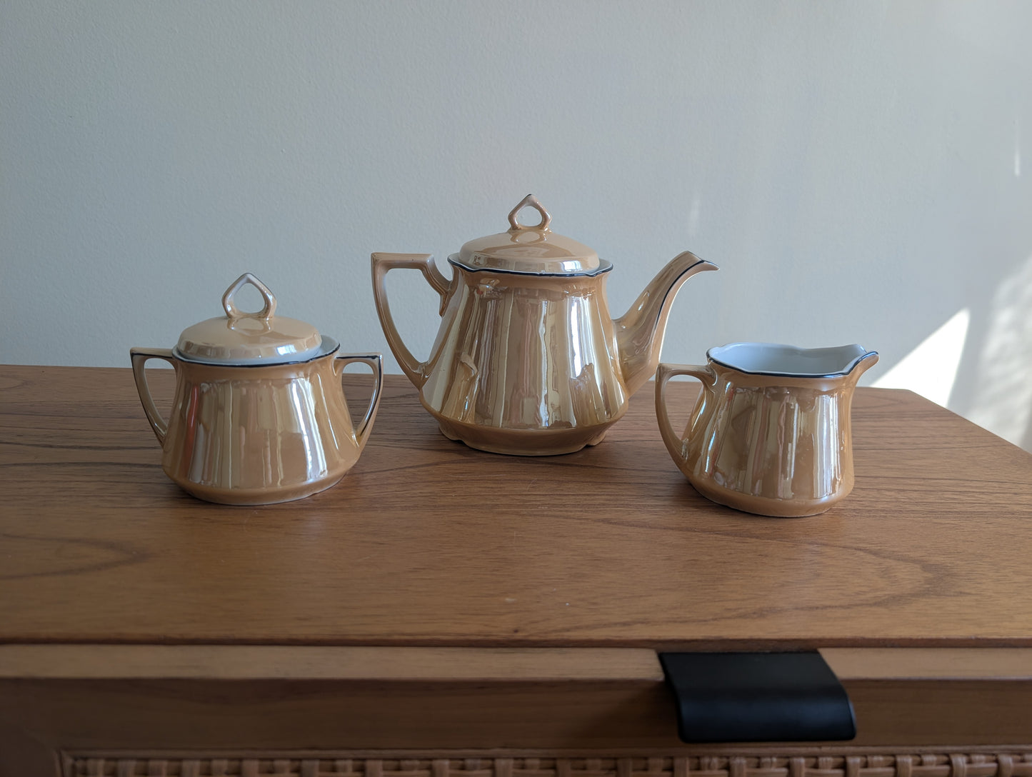 Peach Lustreware Tea Set 15 Pieces service for 4