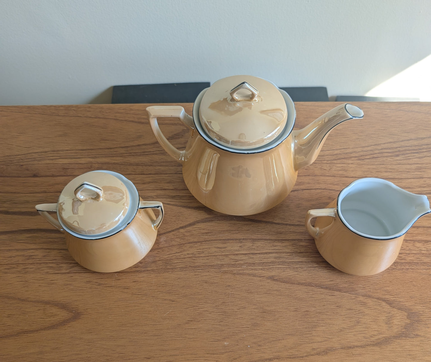 Peach Lustreware Tea Set 15 Pieces service for 4