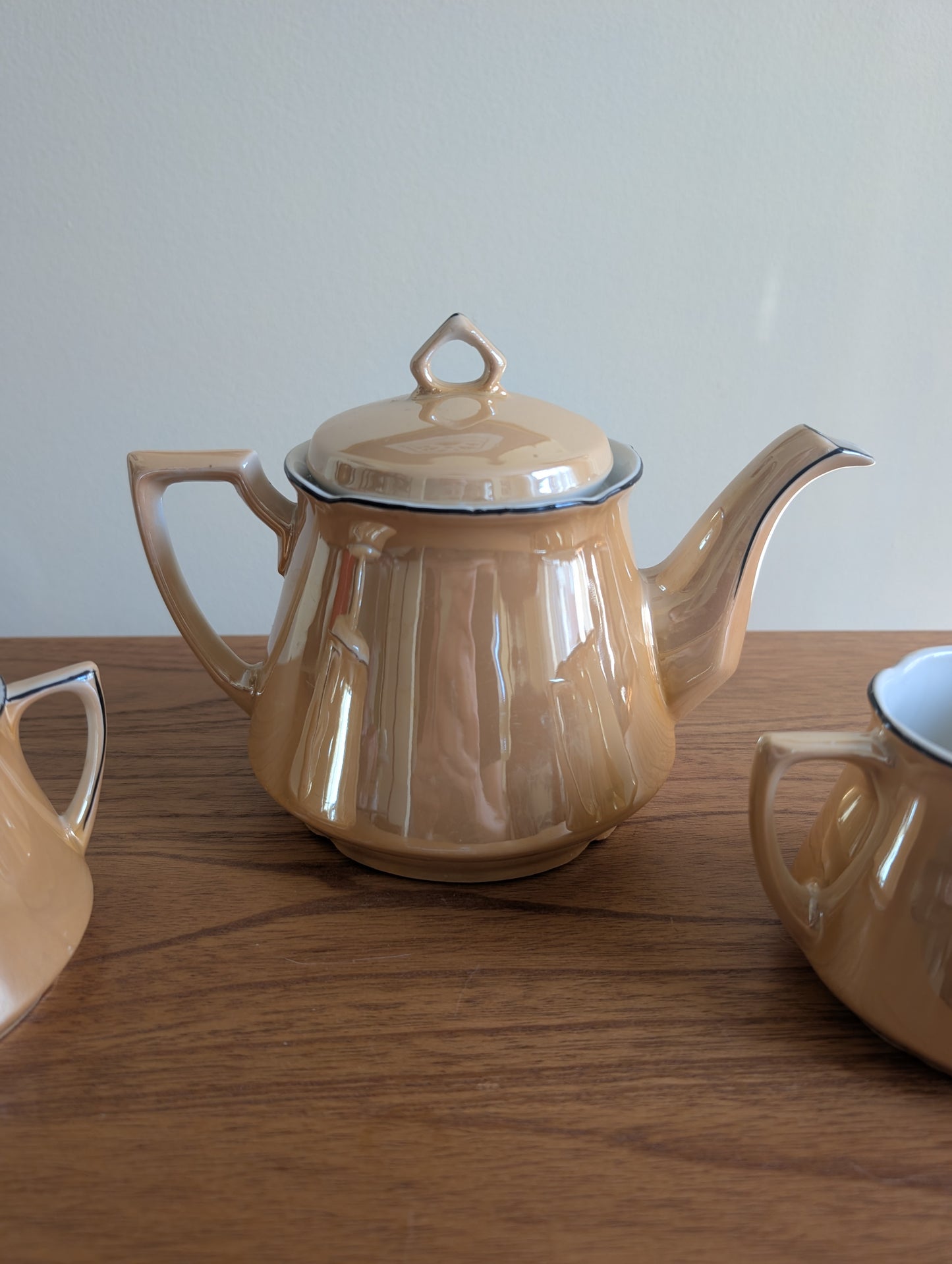 Peach Lustreware Tea Set 15 Pieces service for 4