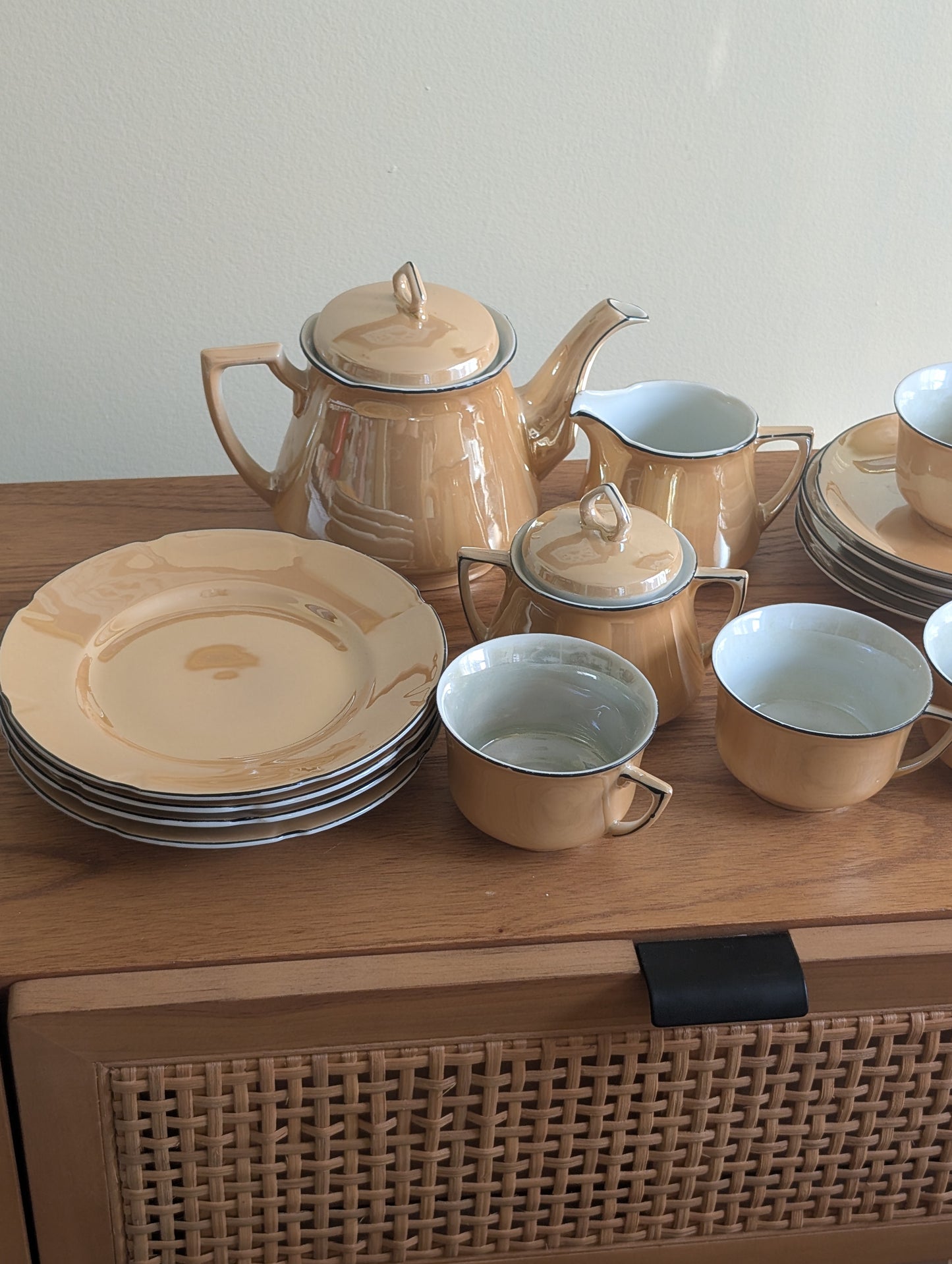 Peach Lustreware Tea Set 15 Pieces service for 4