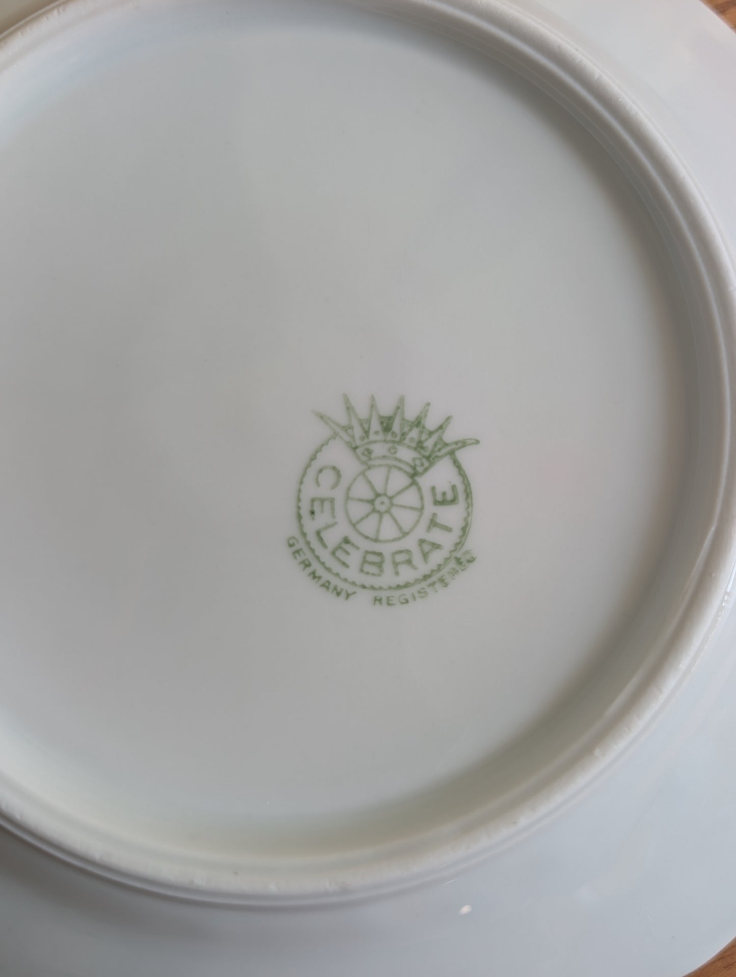 Peach Lustreware Tea Set 15 Pieces service for 4