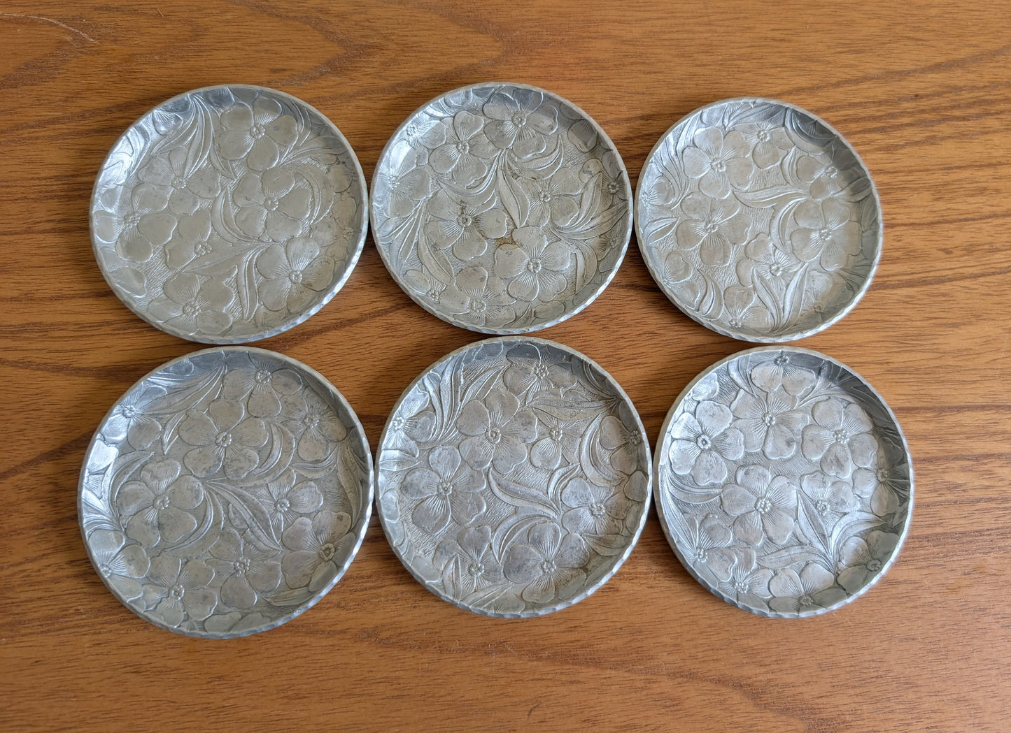 Set of 6 Everlast Forged Aluminum Dogwood Coasters