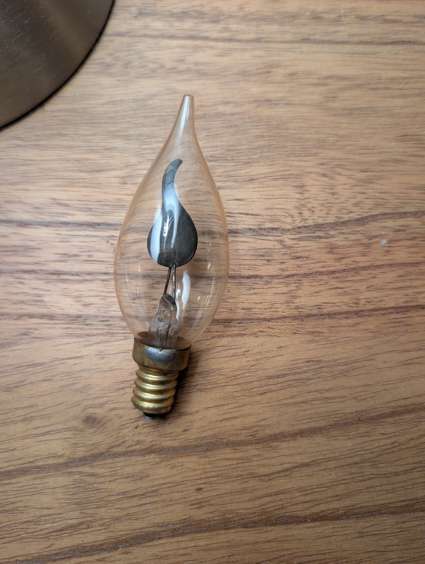 Flame Candelabra Bulb