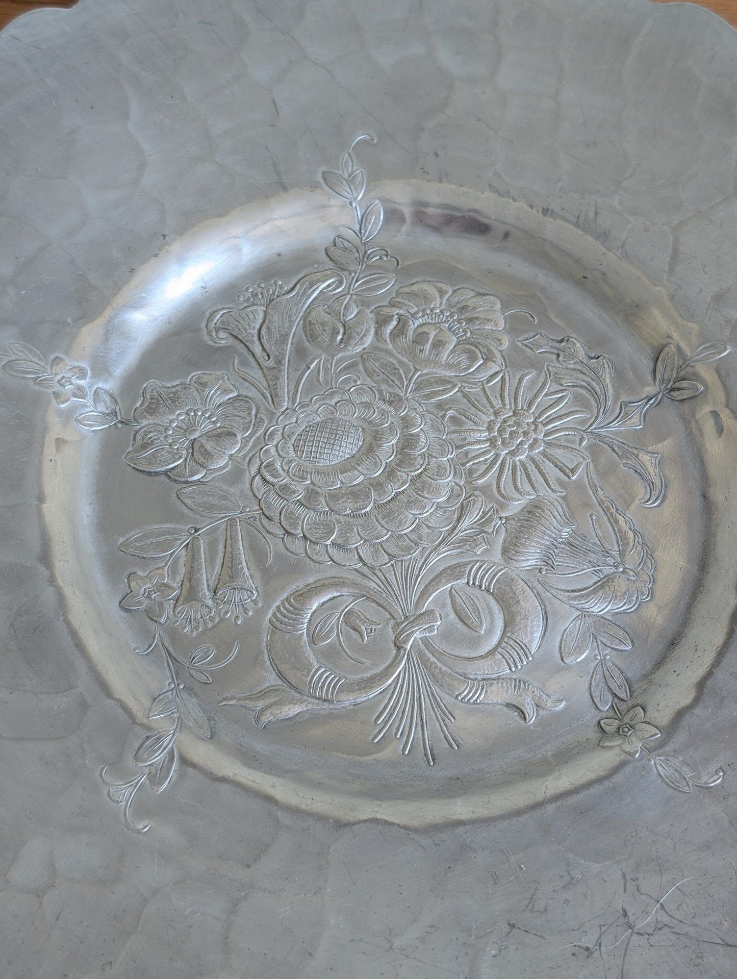 Hand Forged Hammered Aluminum Decorative Tray with Handle