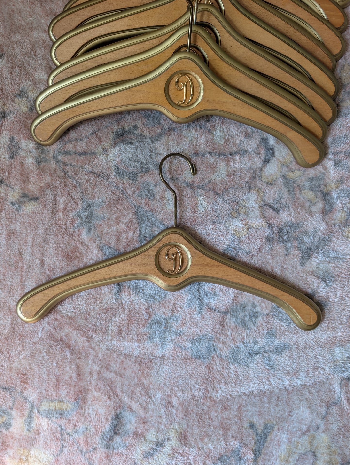 Set Of 9 Vintage Hollywood Regency Hangers Monogrammed D