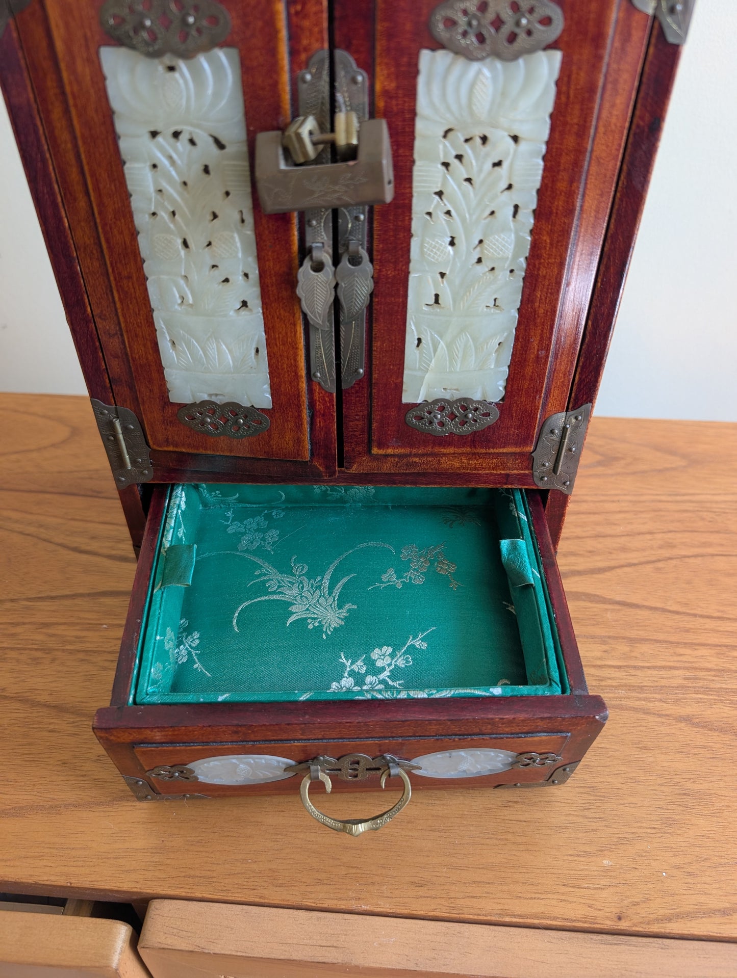 Chinese Rosewood Jewelry Box