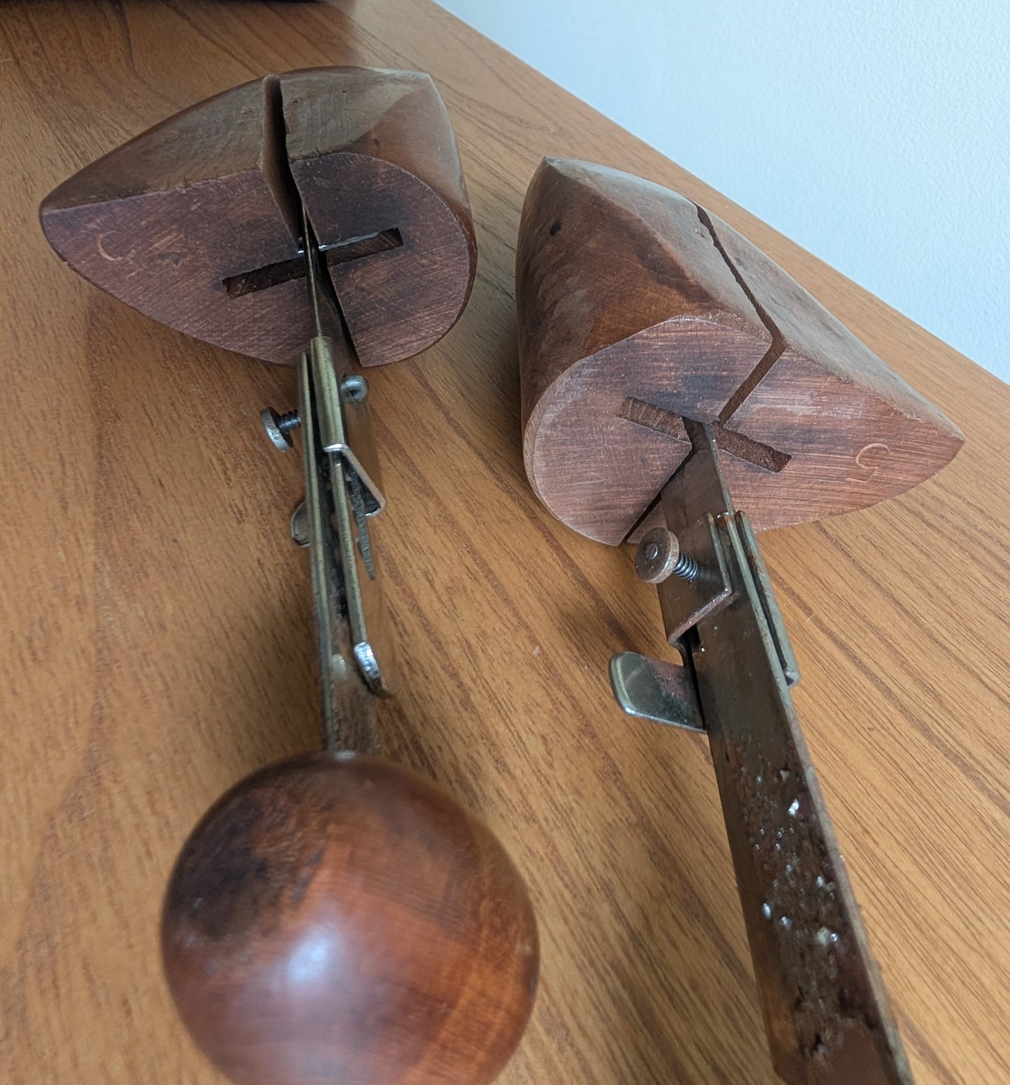 Vintage Adjustable Shoe Tree