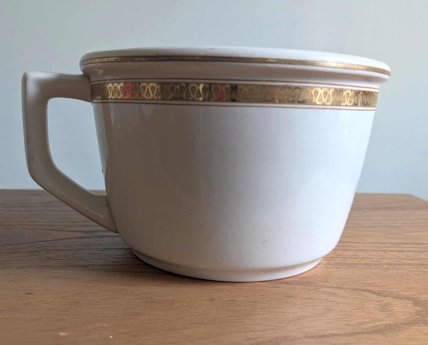 Art Nouveau Chamber Pot