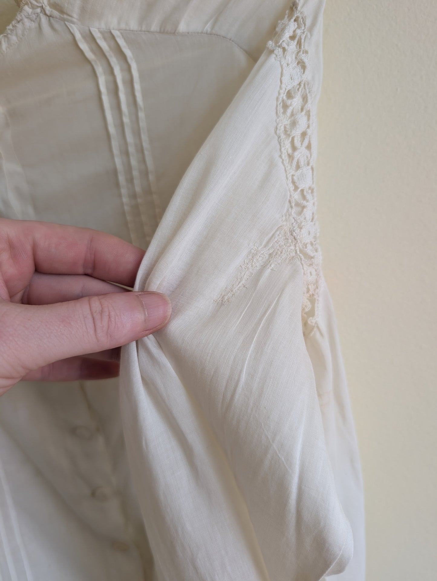 Victorian White Cotton Shirt With Embroidery