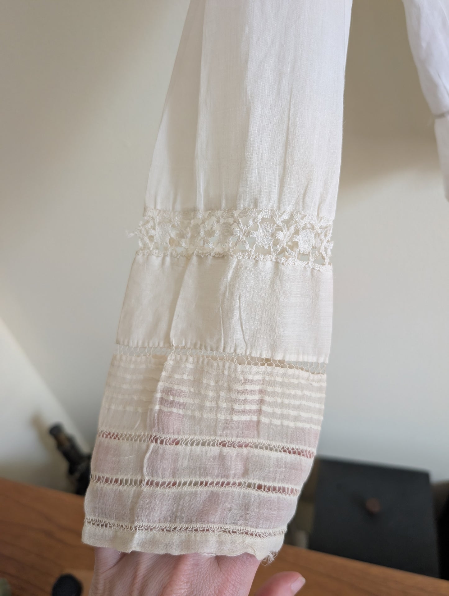 Victorian White Cotton Shirt With Embroidery