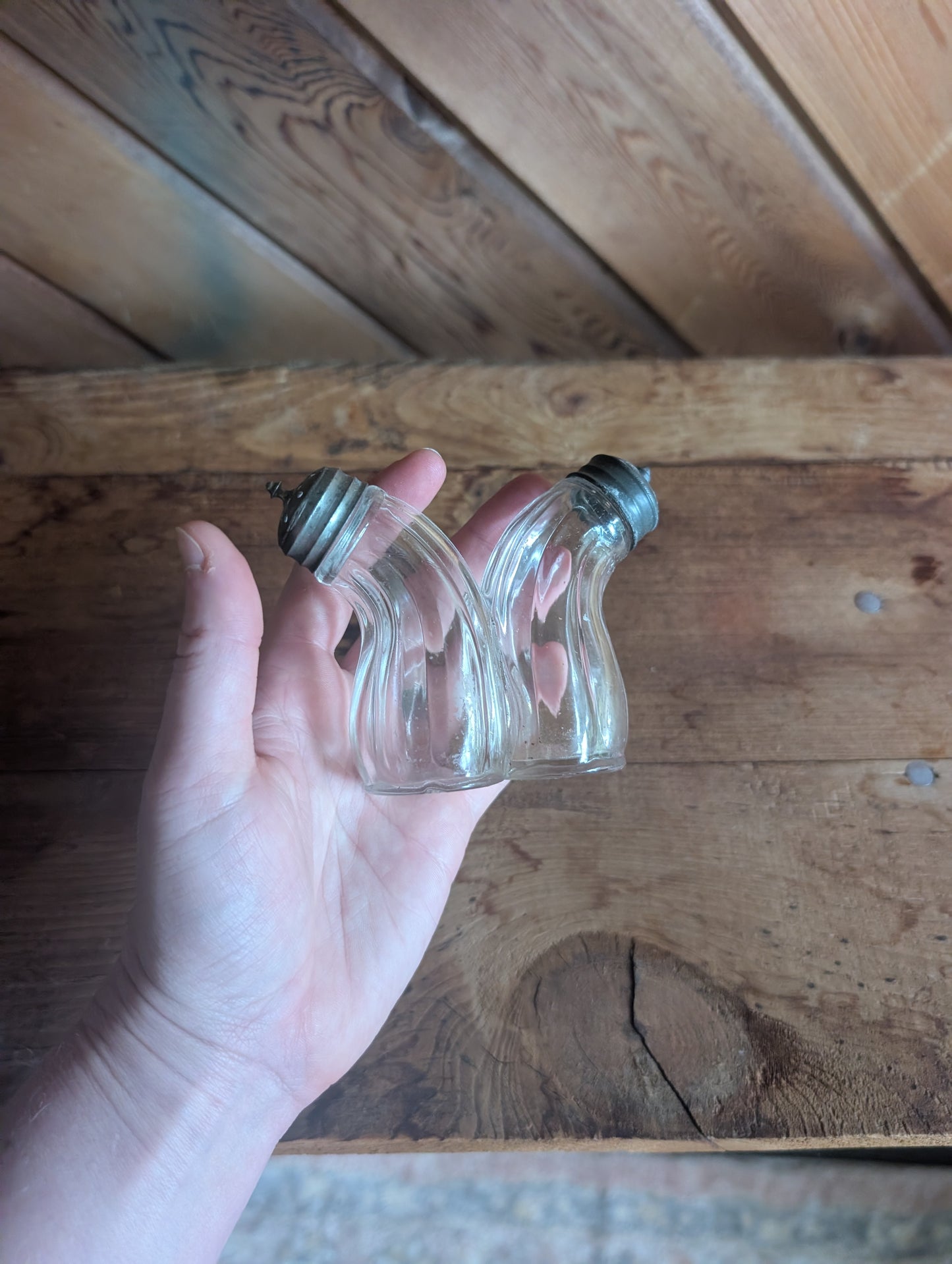 1870s Rare Hand Blown Double Gemel Ribbed Salt & Pepper Shaker With Lids