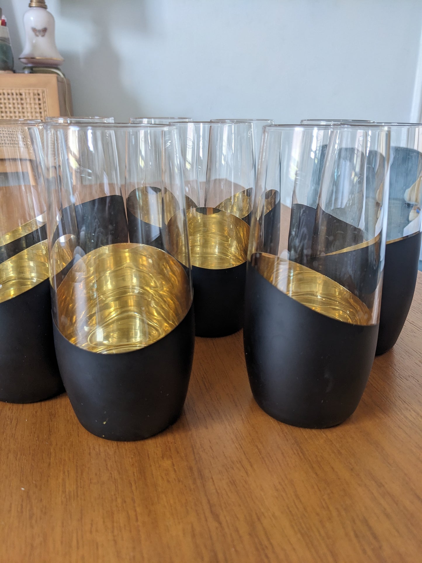 10 Stemless Black and Gold  Champagne Flutes