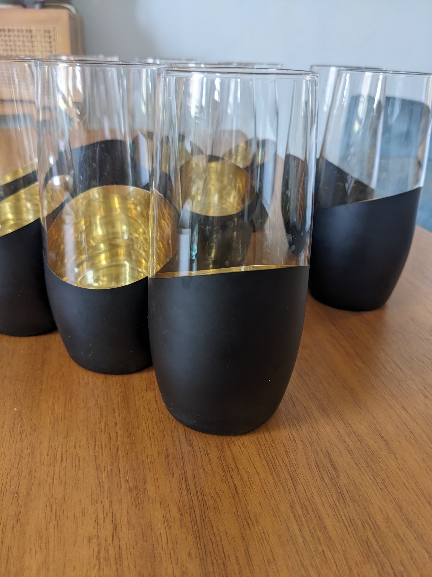 10 Stemless Black and Gold  Champagne Flutes