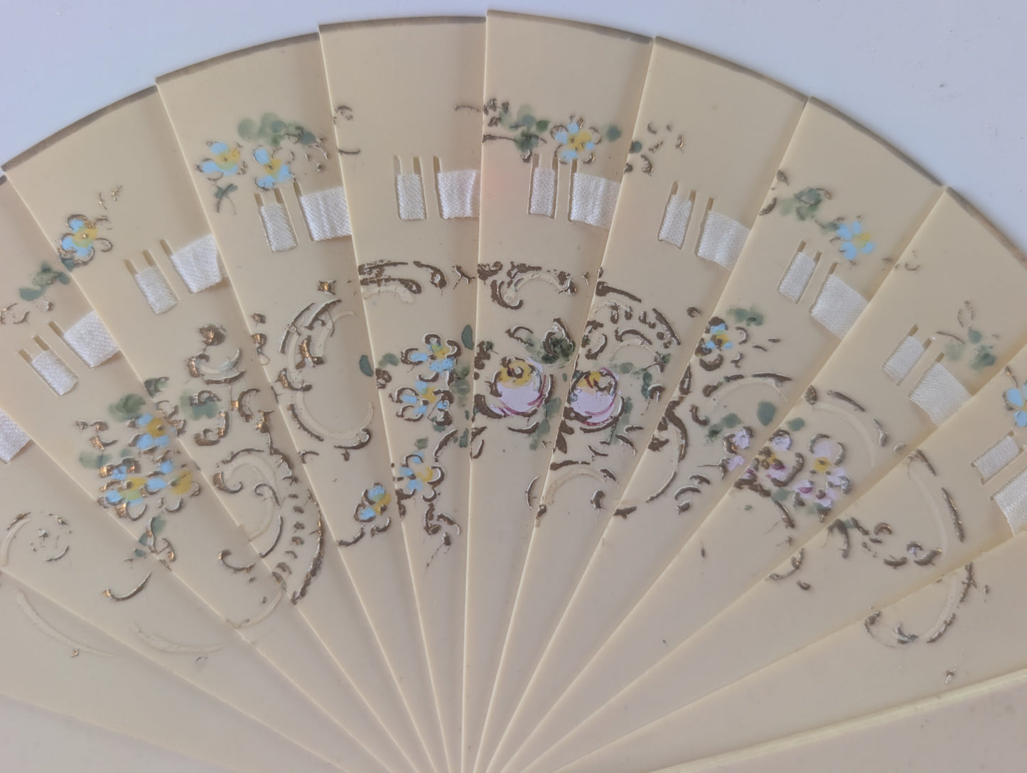 Small Antique Hand Painted Celluloid Fan Floral Pattern