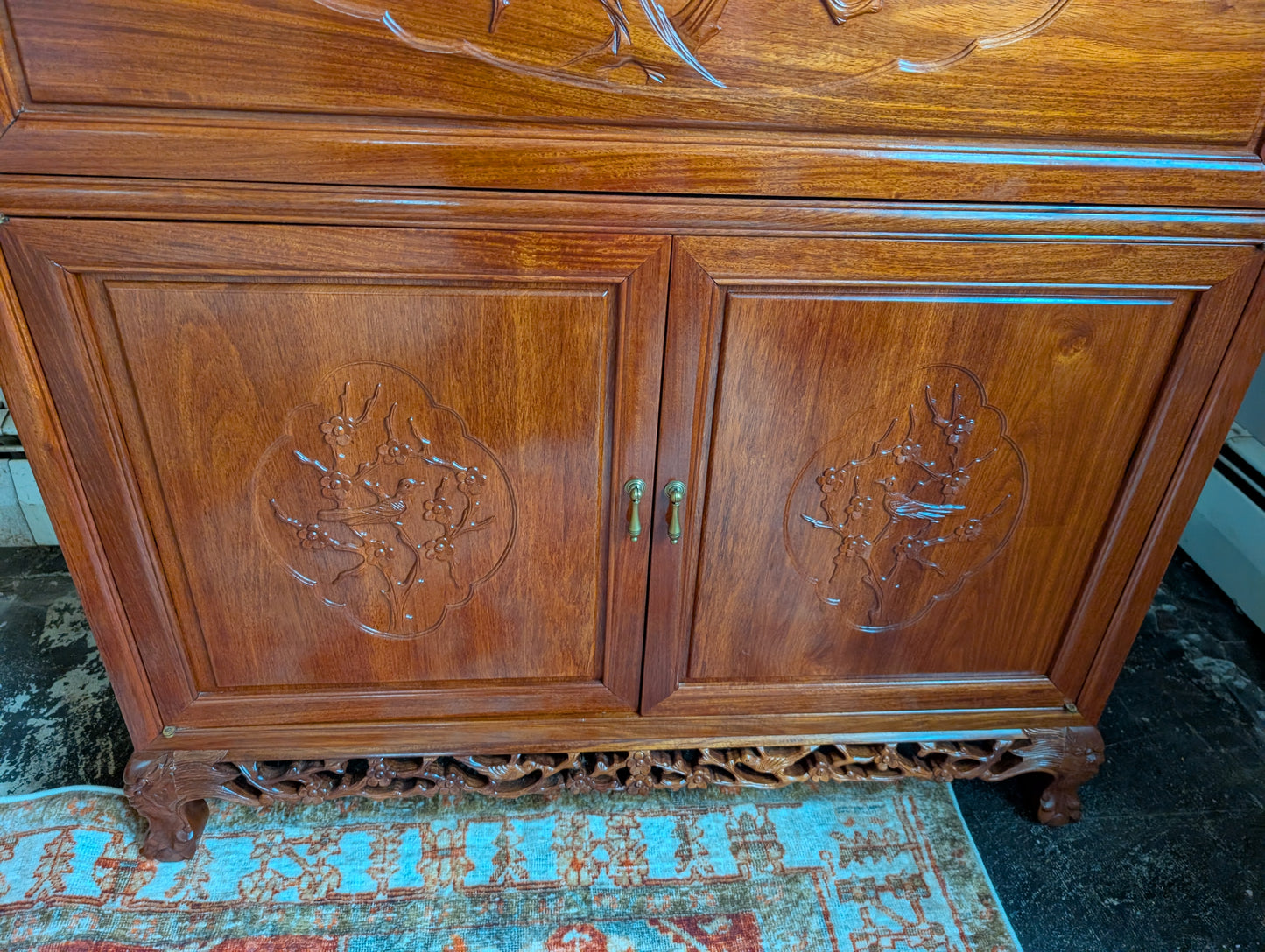 Highly Detailed Chinese Bar