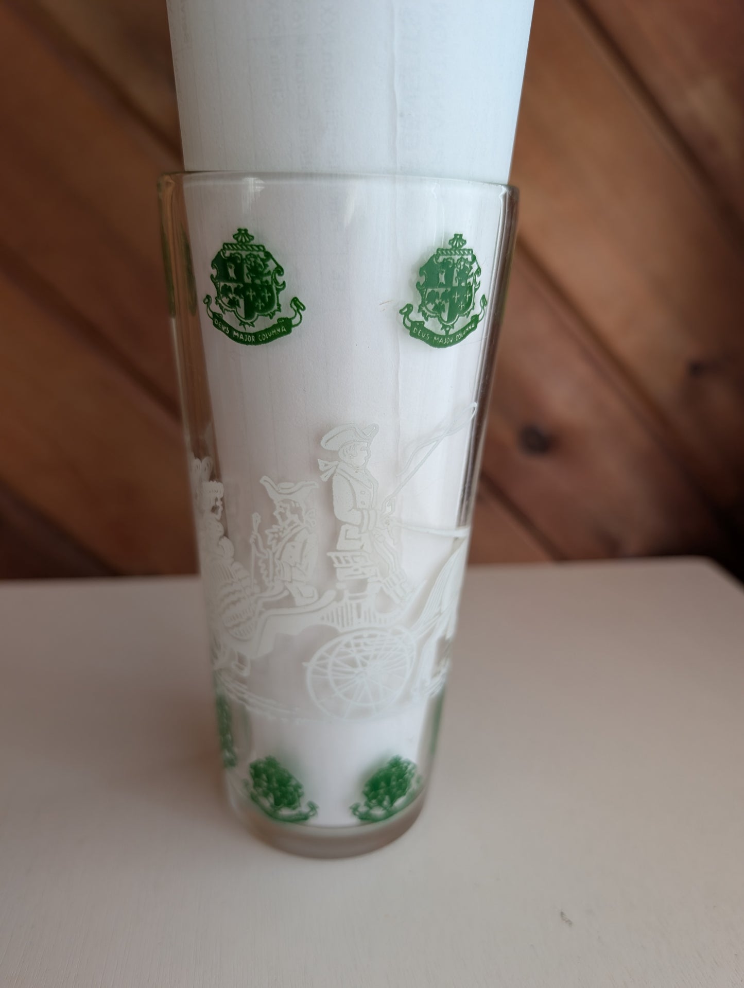 Vintage Deus Major Columna Drinking Glass Manor House Estate Scene 6 1/2" Tall