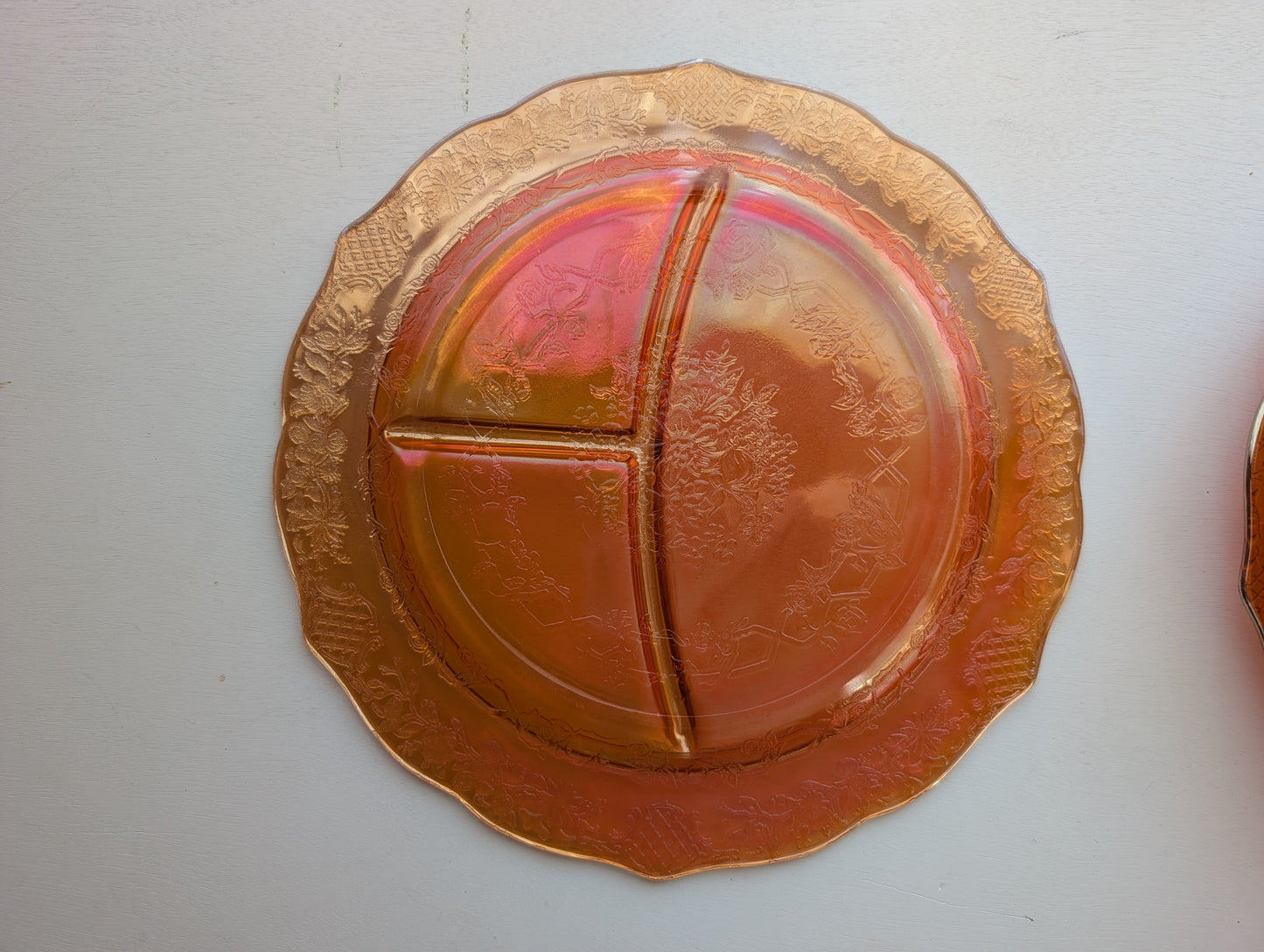 Set of Four Federal Normandie Carnival Glass Divided Dinner Plates