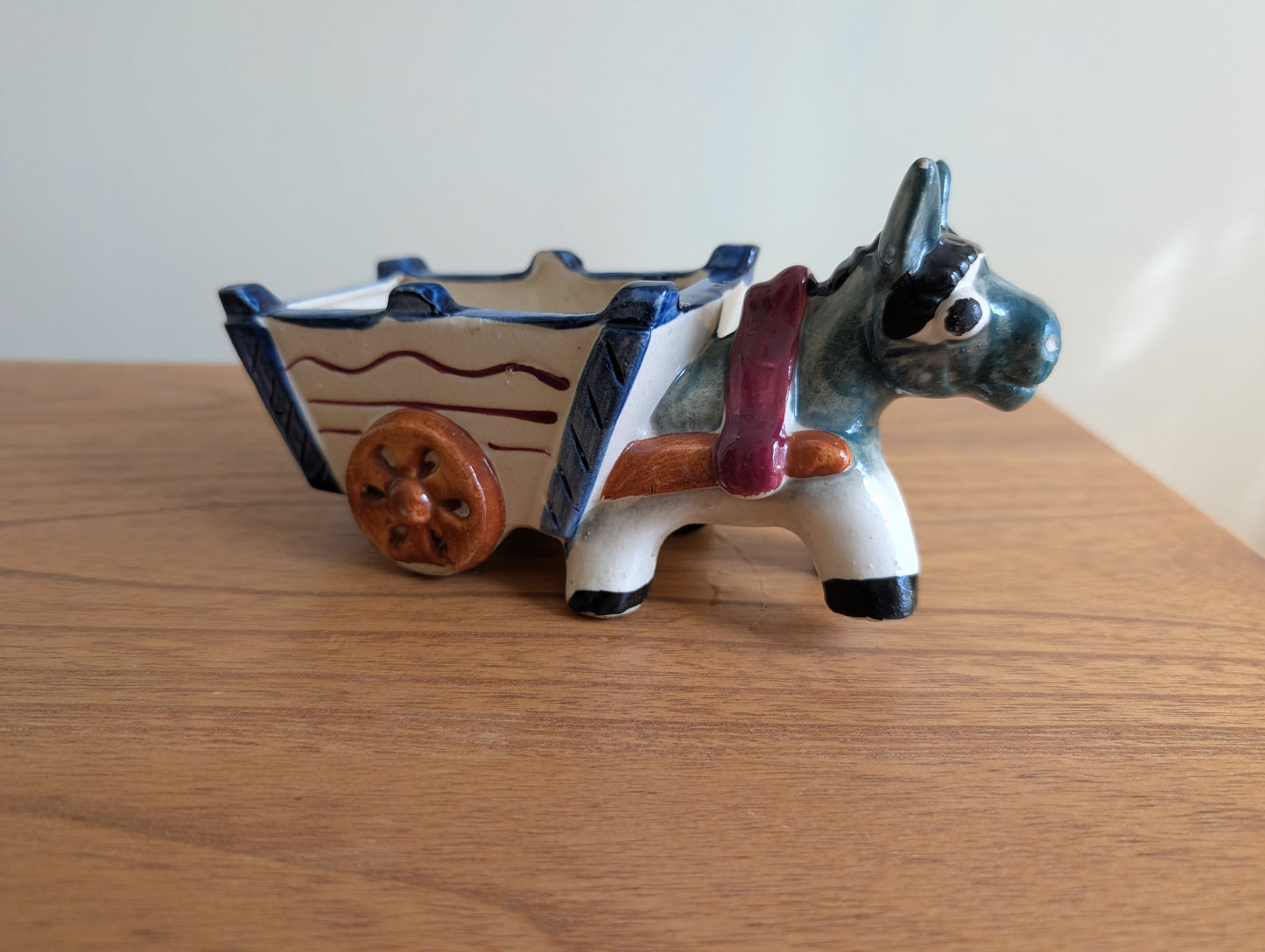 Set of 3 Planters with Donkey and Cart Motif