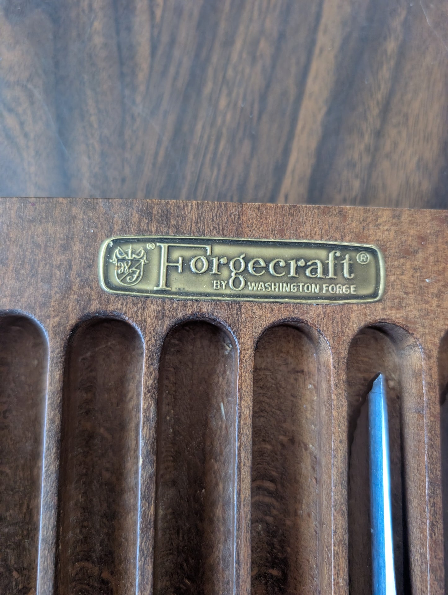 Forgecraft By Washington Forge Set of 2 Stainless Steel Knives & Holder