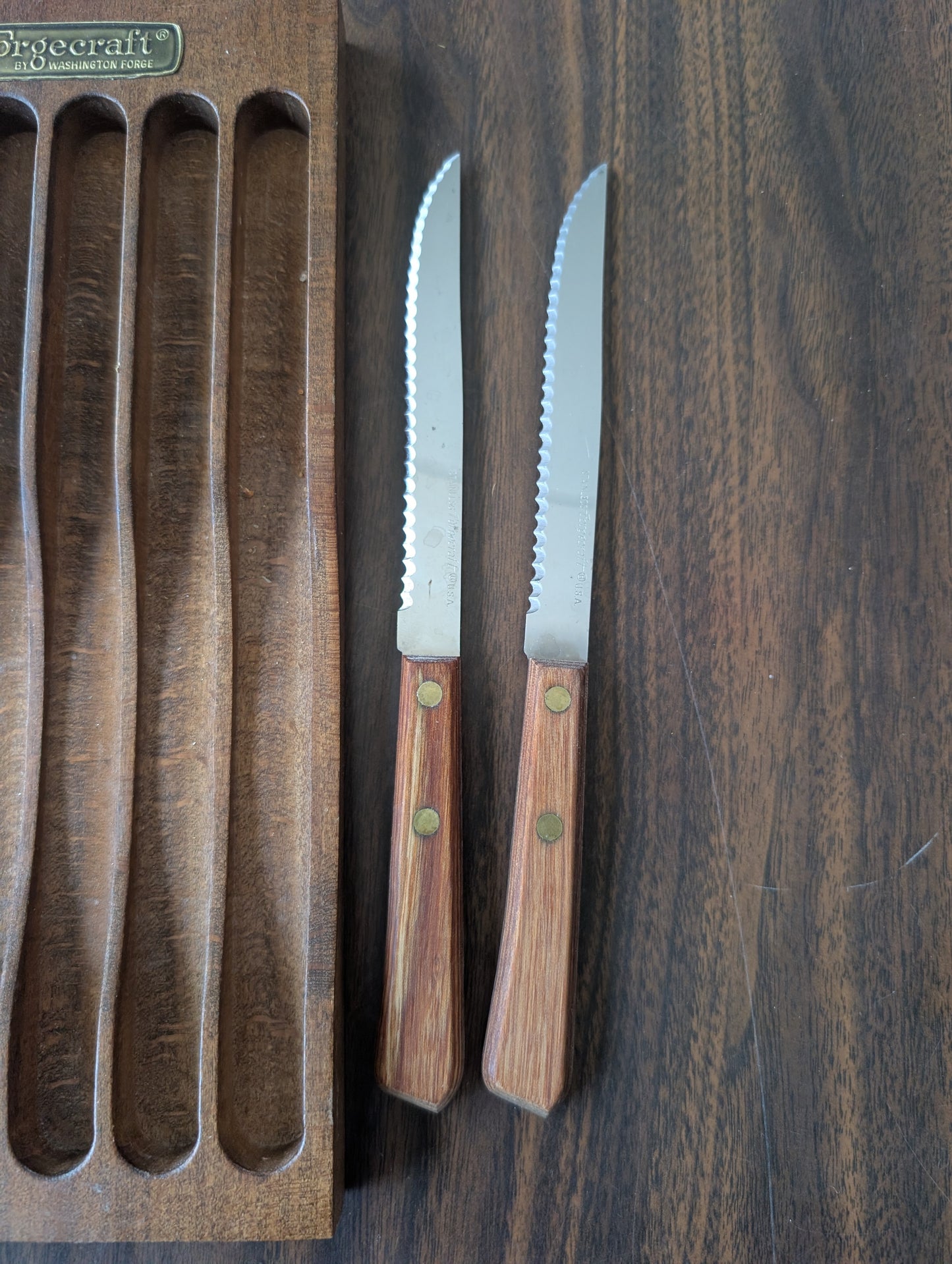 Forgecraft By Washington Forge Set of 2 Stainless Steel Knives & Holder