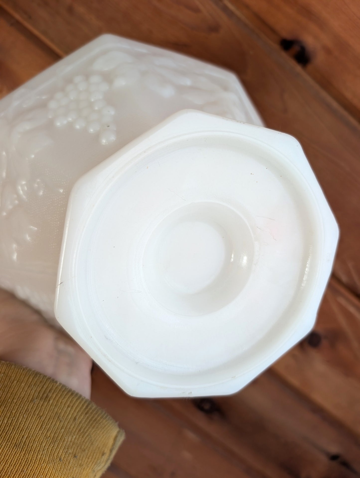 Anchor Hocking "Harvest Grape" Milk Glass Bowl