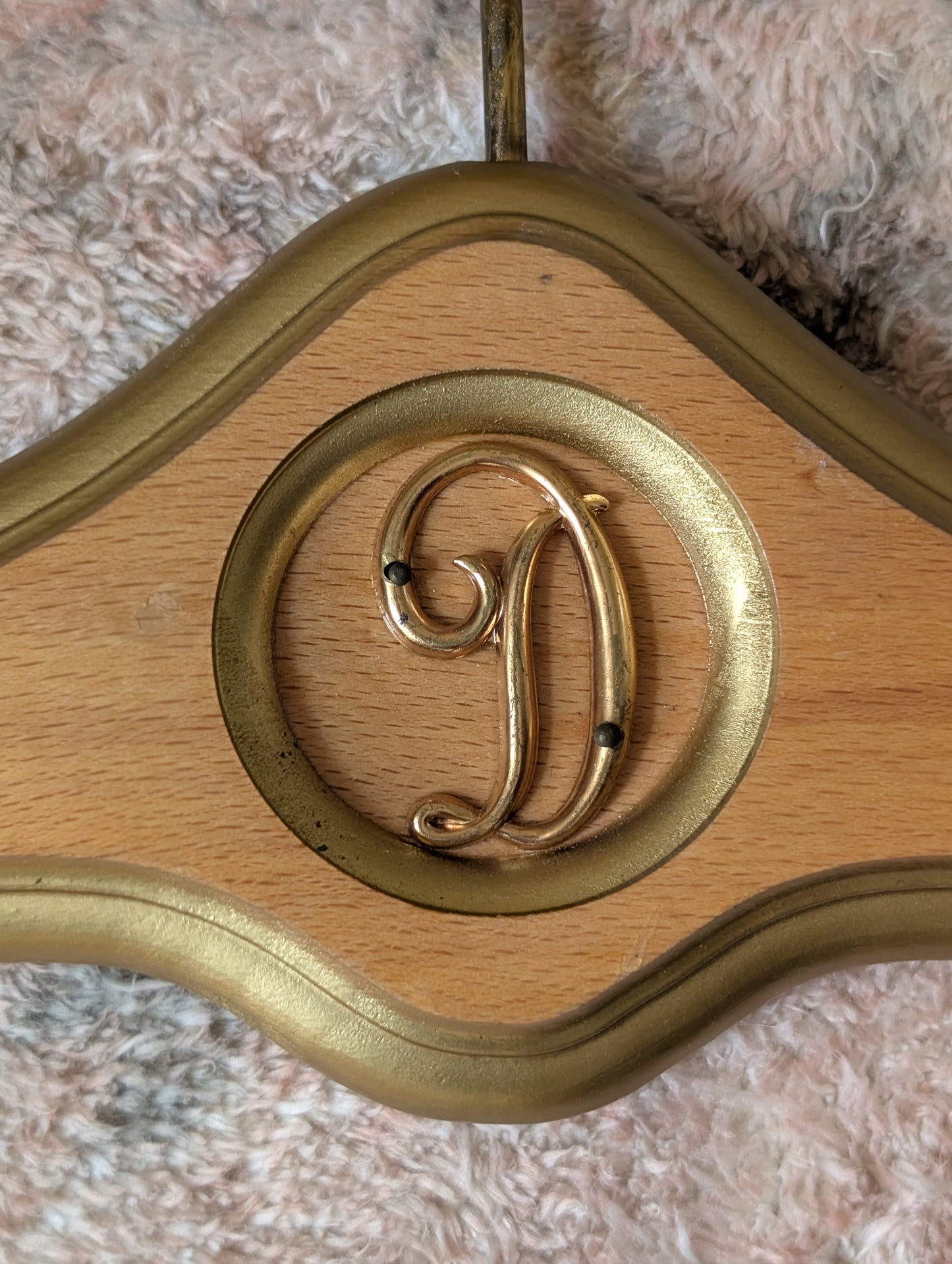 Set Of 9 Vintage Hollywood Regency Hangers Monogrammed D