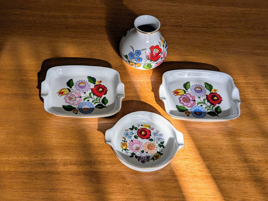 Three Hungarian Kalosca Dishes Bud Vase