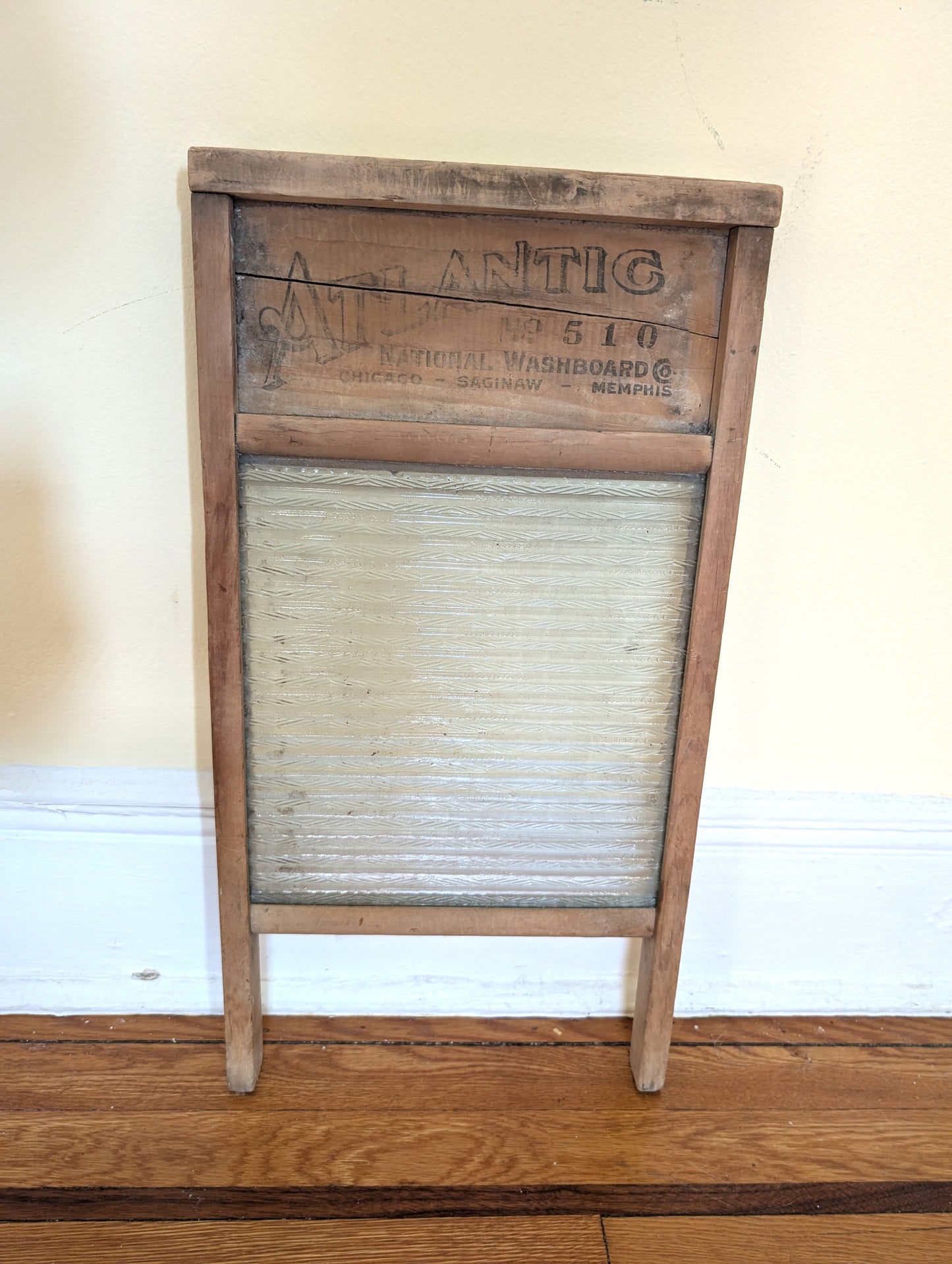 Wooden Washboard with Glass Panel