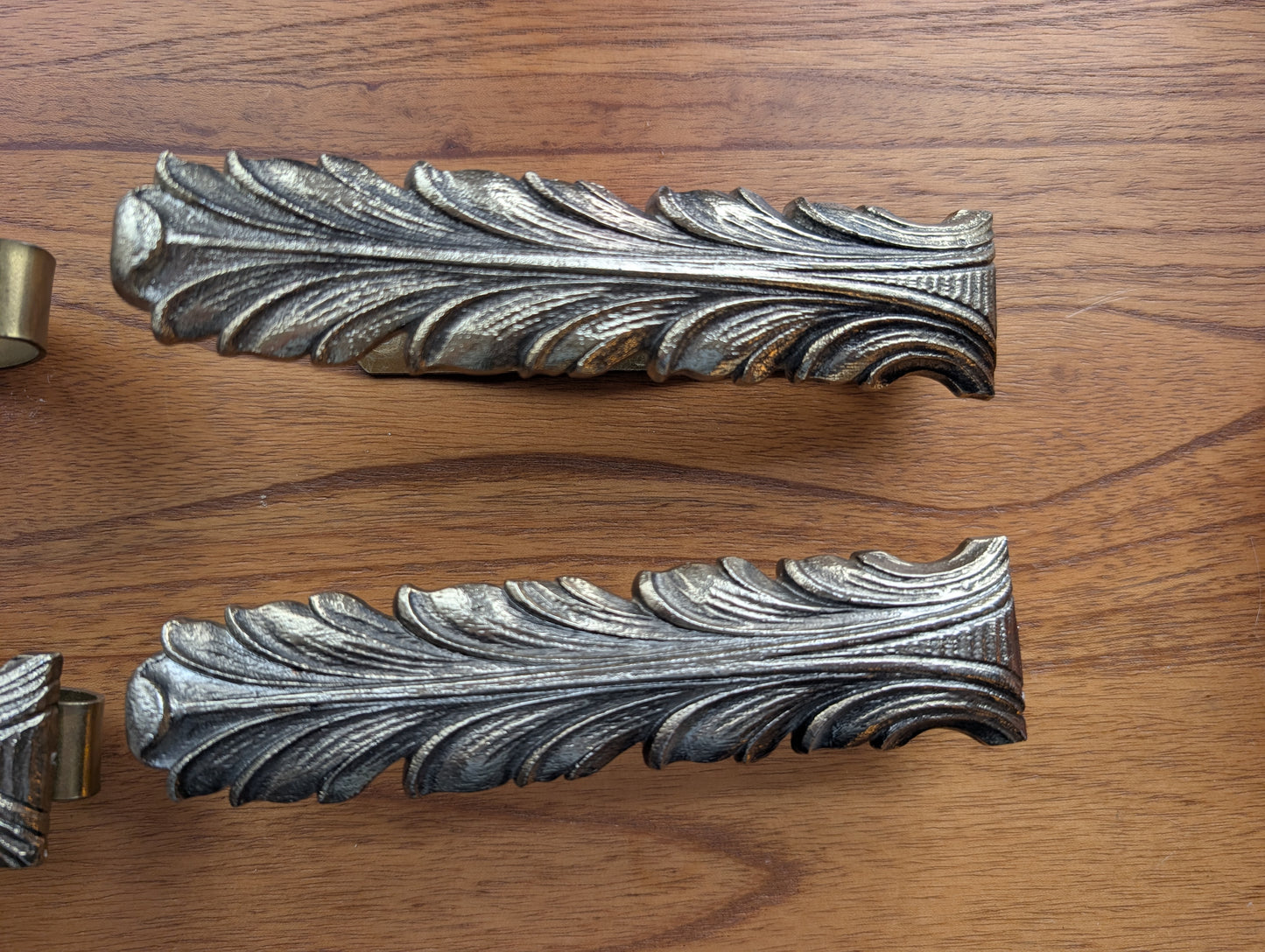 Set of 4 Brass Color Leaf Curtain Tiebacks