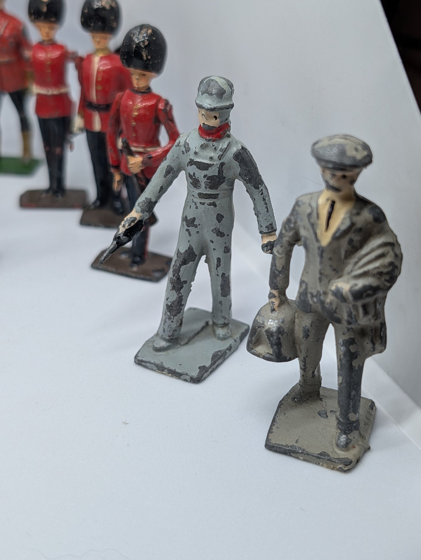 19 Lead Toy Soldier Collection with Plane