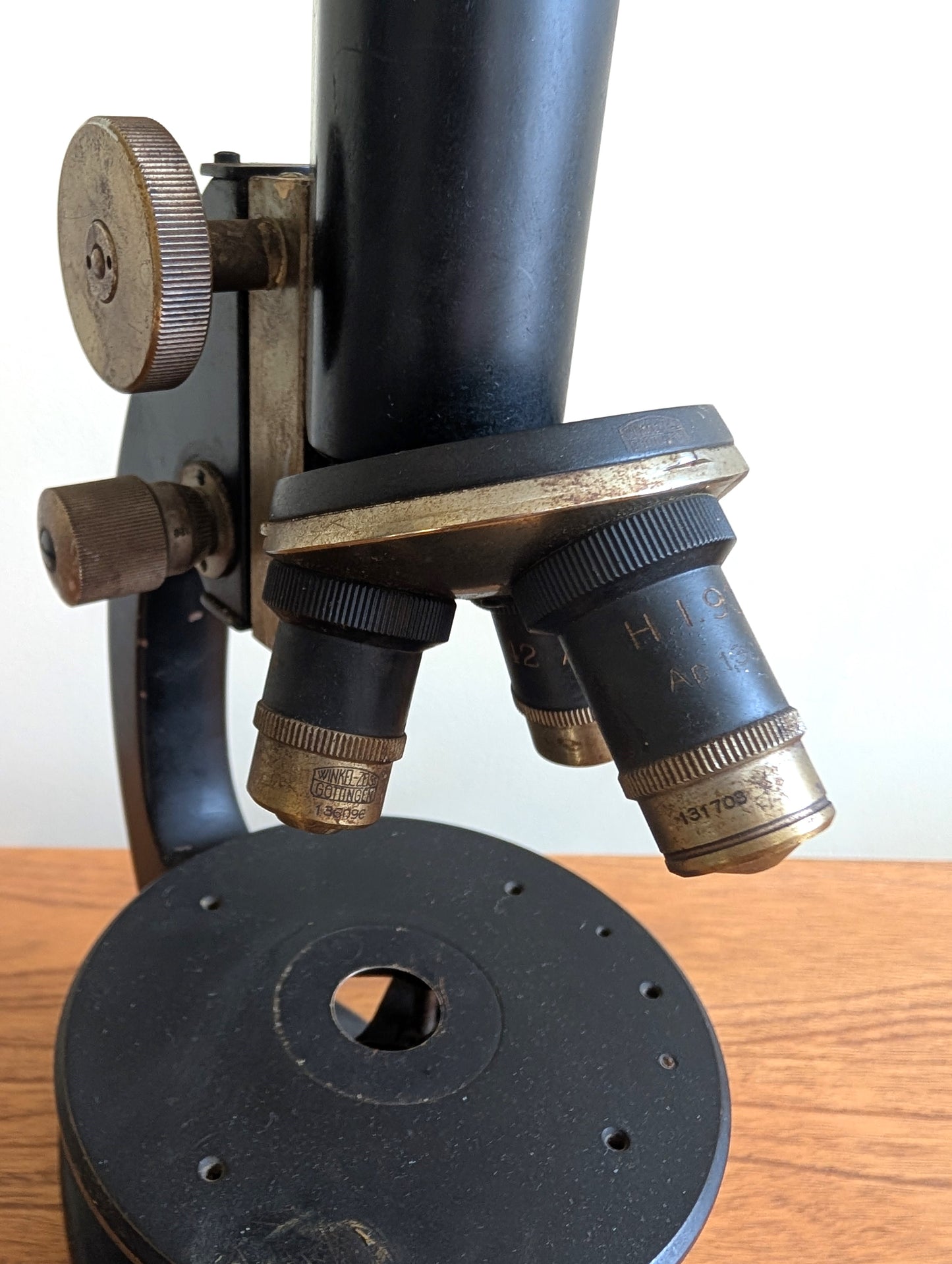 Winkel-Zeiss Gottingen Microscope