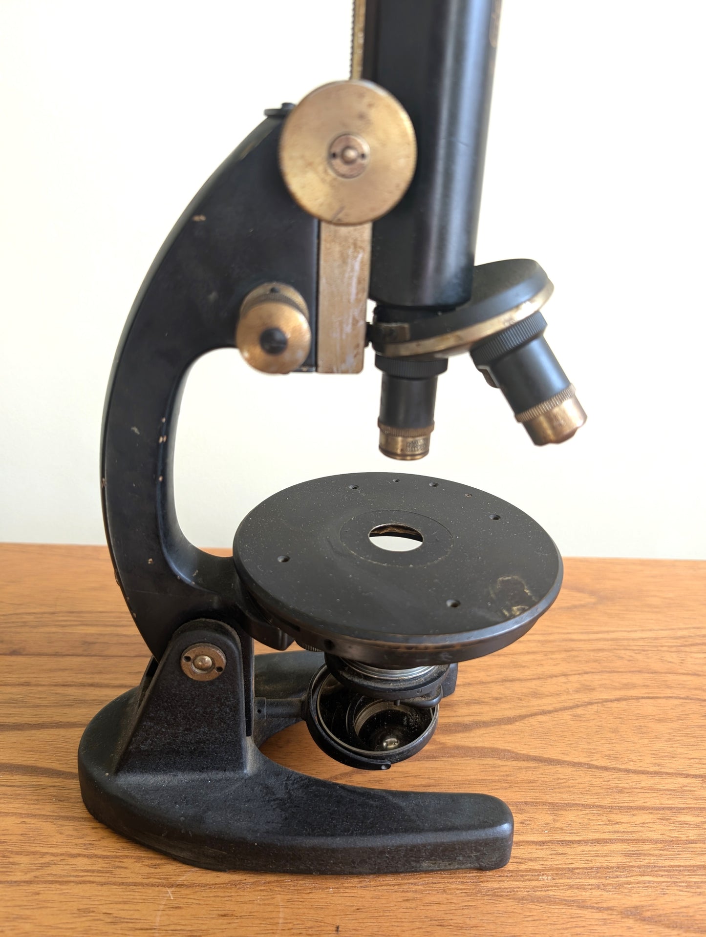 Winkel-Zeiss Gottingen Microscope