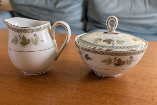 Mikasa Avon Tea Set Service for 10 rn
