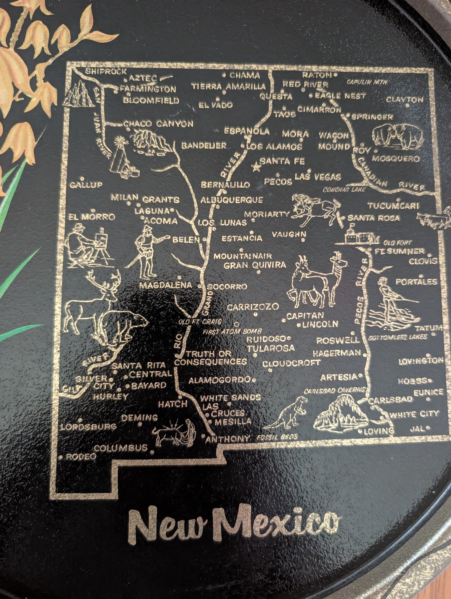 1960s New Mexico USA State Black Round Metal Vintage Souvenir Serving Tray