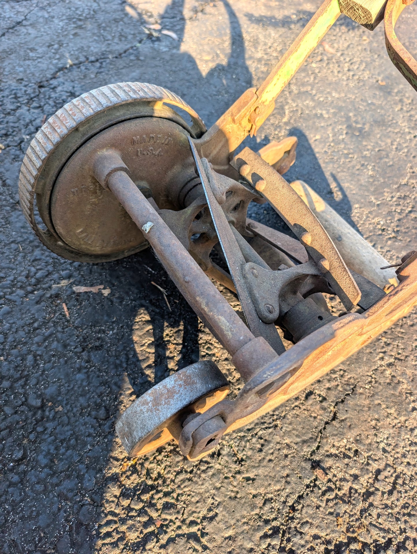 Rare Cast Iron Antique Coldwell Lawn Mower Made in Newburgh, NY