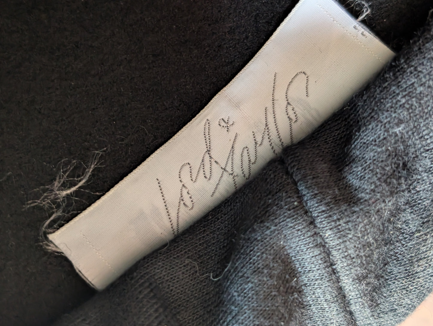 Vintage Wool Peachfelt Black Hat with Scarf in Wilby Hatter Box Lord & Taylor