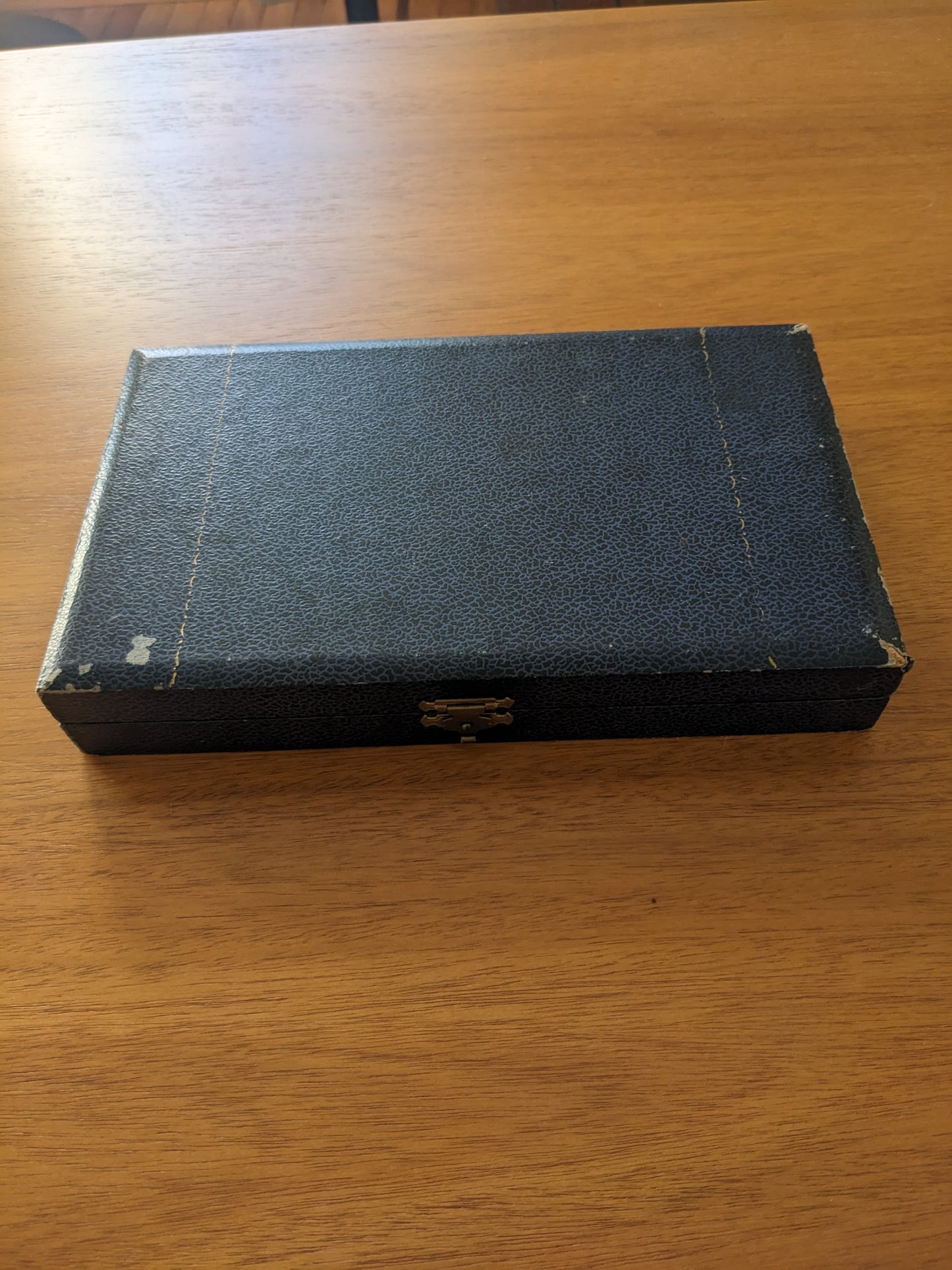 Sheffield Knives in Original Box