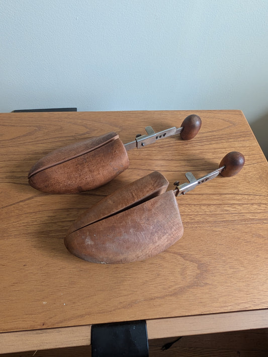 Vintage Adjustable Shoe Tree